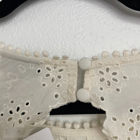 NWT Torrid Abbey Eyelit Back Cutout Top Shirt Cream 2X Plus Size - Picture 5 of 8